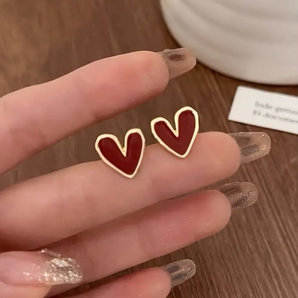 ✨Free People Red Heart Gold Post Earrings - Picture 4 of 6